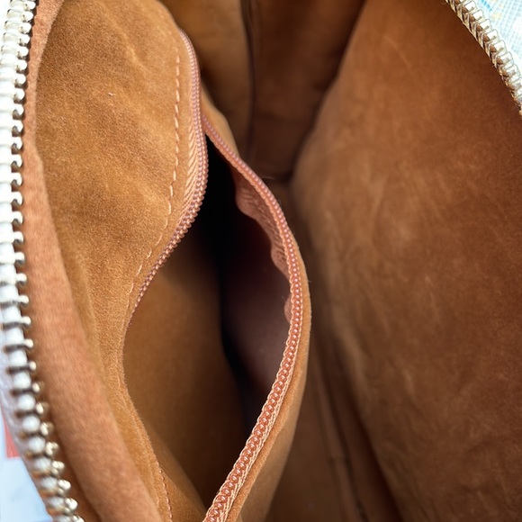 🌸Slightly used KATIA Camera Bag🌺 - Picture 4 of 7